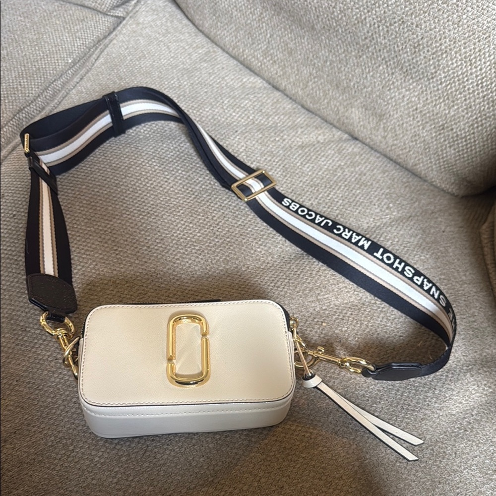 Marc Jacobs White Snapshot Camera Bag with Stripe Strap